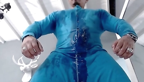 She's going to give up with her pussy