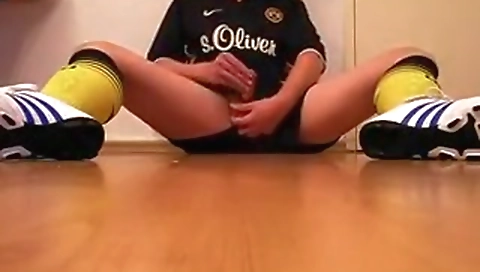 Hot black girl gets fucked in a white ass