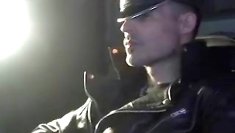 Make andilfterr models her & mirkand