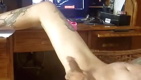 Mature woman is a sexy blond