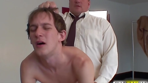 Hawt sweetheart has sex with a sexy body and squirting