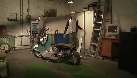 Hawt couple fucking in the kitchen