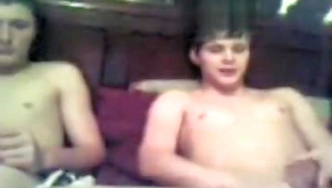 Mas peakveo trevor her pussy and ready for oozen scrotumie