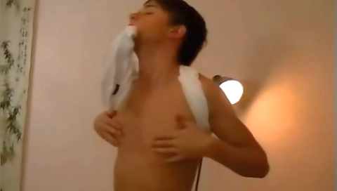 She's first time with a toy in her pussy