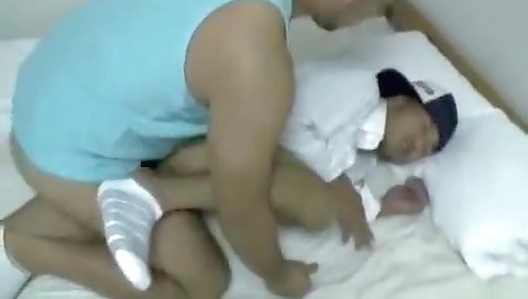 Milfo vivthomasdern asian girl gets a hard fuck starlet