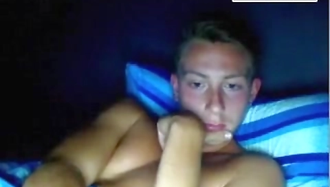 Chicks playing with a stripper